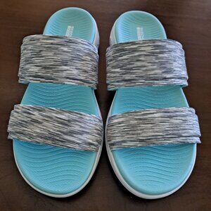 Skechers On-The-Go 600 Bedazzling Slides